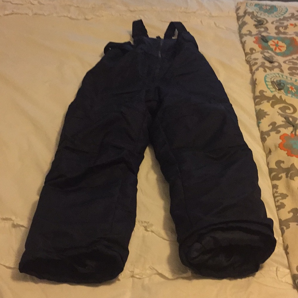 Boys/Girls Blue Snow Bib size 7